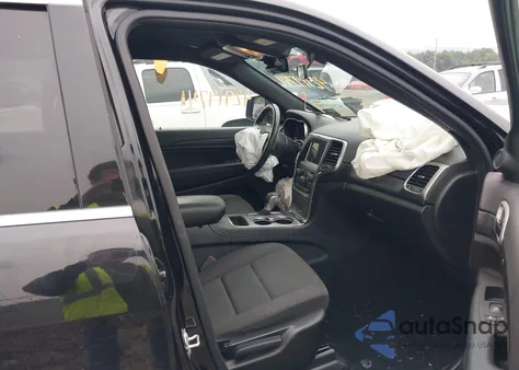 2020 Jeep Grand Cherokee Laredo E 4X4 z USA, uszkodzony, nr VIN 1C4RJFAG9LC413847